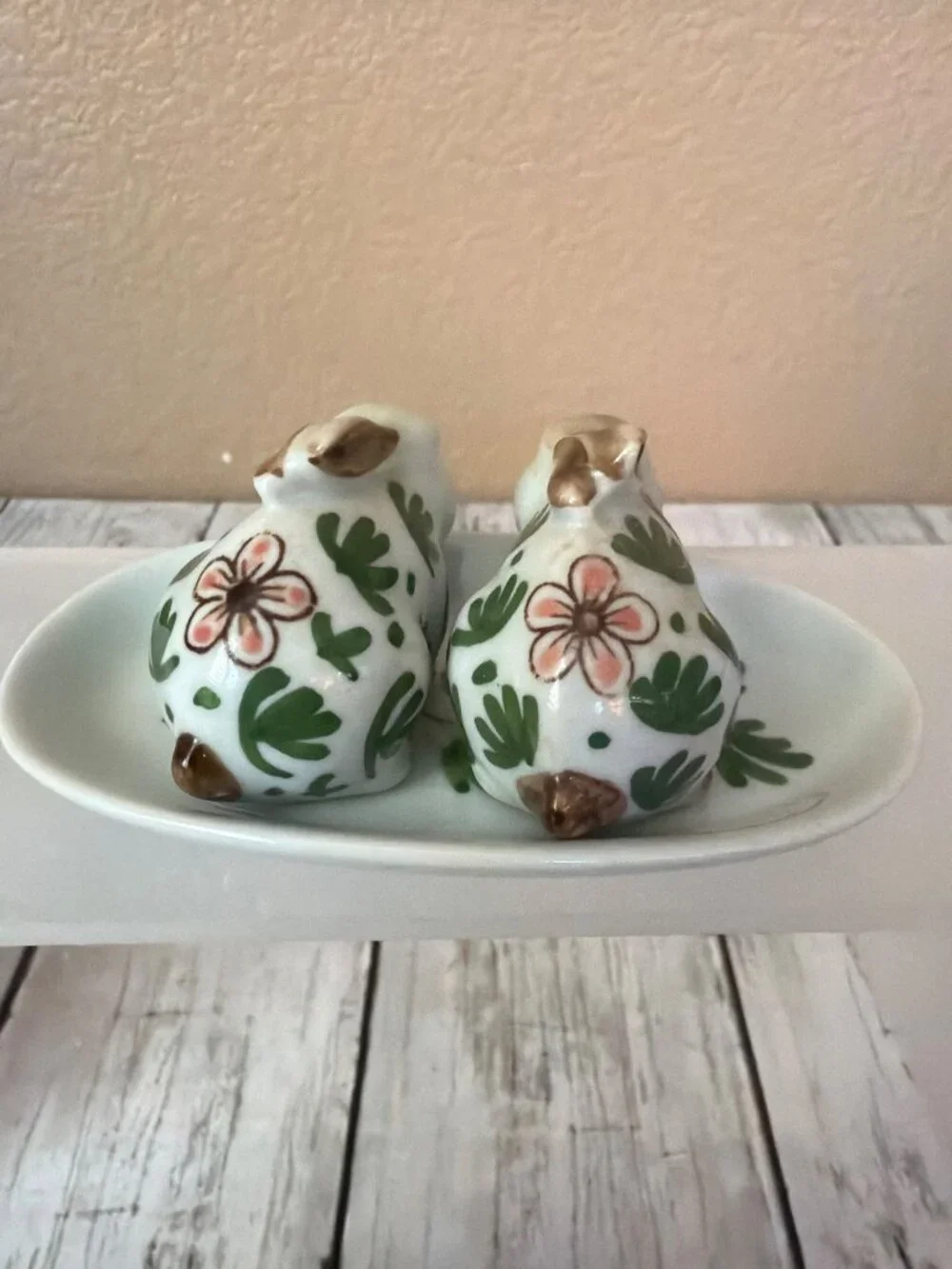 Set of 2 Vintage Cat & Bunny Salt Pepper Shaker Sets w/Matching Underplate 1970s - Picture 9 of 15